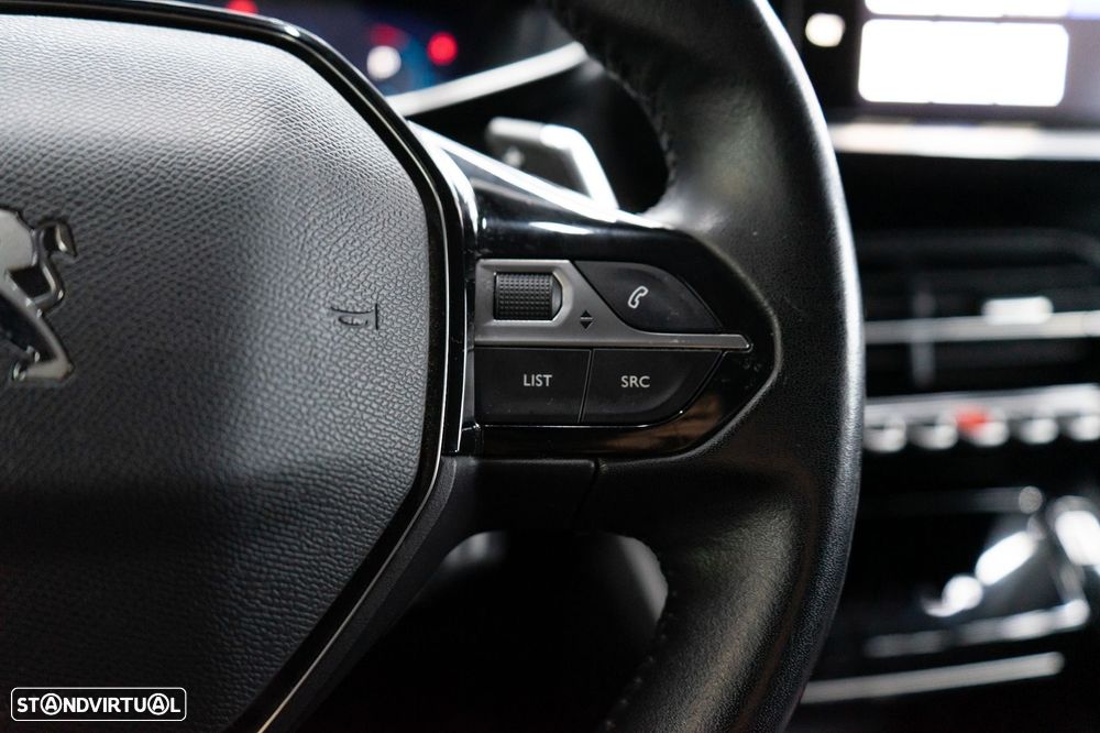 Peugeot 2008 1.2 PureTech Allure Pack EAT8 - 35