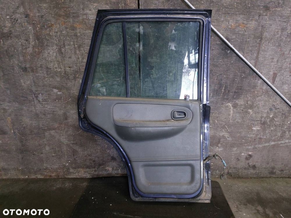 DRZWI KOMPLETNE LEWY TYŁ KIA SPORTAGE I B4 - 5