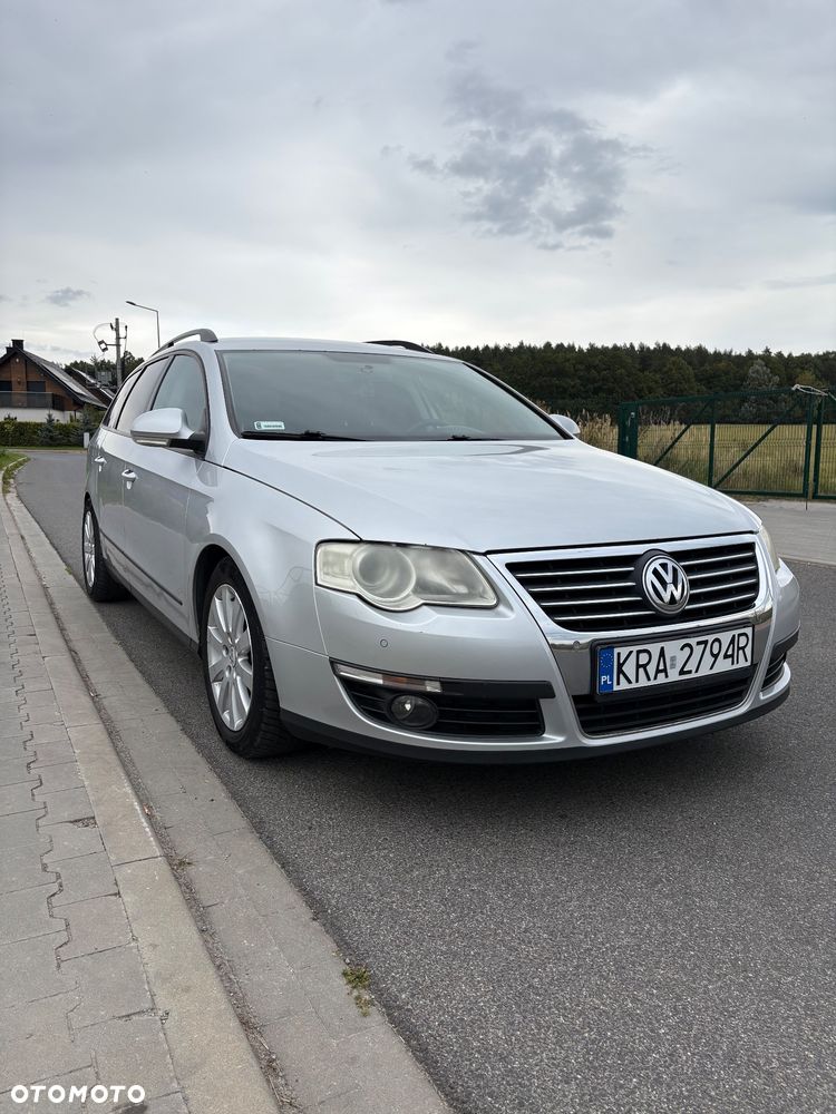 Volkswagen Passat - 2