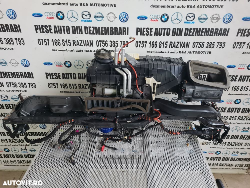 Carcasa Aeroterma Traversa Bord Audi A5 8T An 2007-2008-2009-2010-2011-2012-2013-2014-2015 Volan St - 2