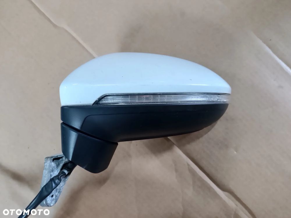 LUSTERKO LEWE 6 PIN VOLKSWAGEN TOURAN III - 1