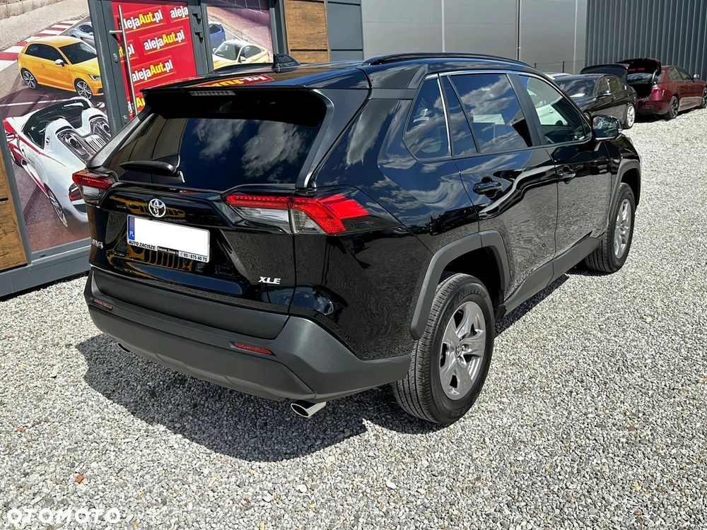 Toyota RAV4 - 5