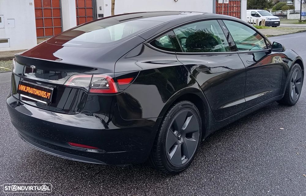 Tesla Model 3 Standard Range Plus RWD - 5