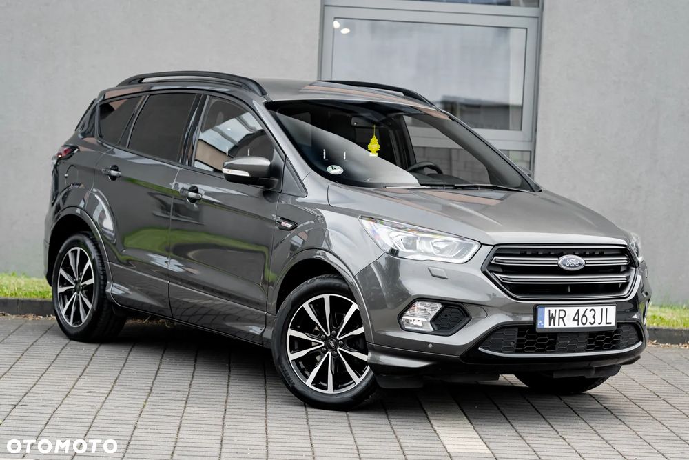 Ford Kuga 1.5 EcoBoost 2x4 ST-Line - 3