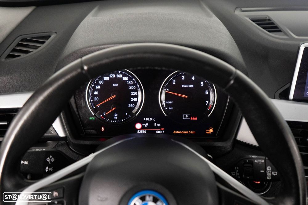 BMW X1 25 e xDrive Corporate Edition - 26