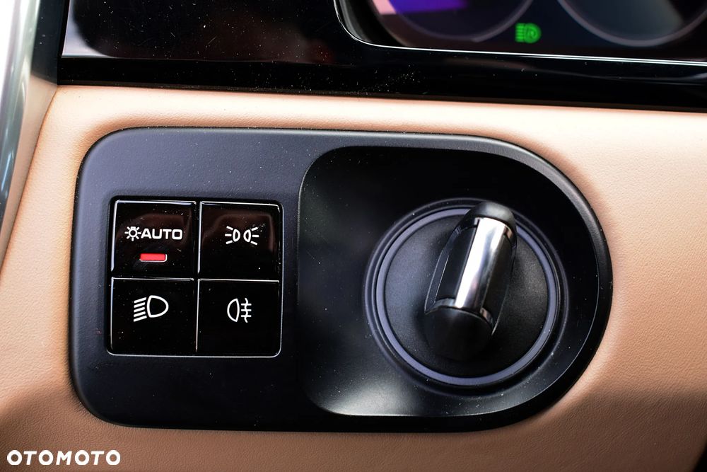 Porsche Cayenne Platinum Edition - 19