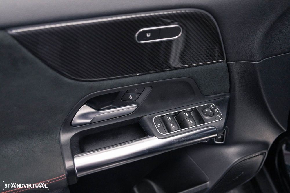 Mercedes-Benz GLA 250 e 8G-DCT AMG Line - 41