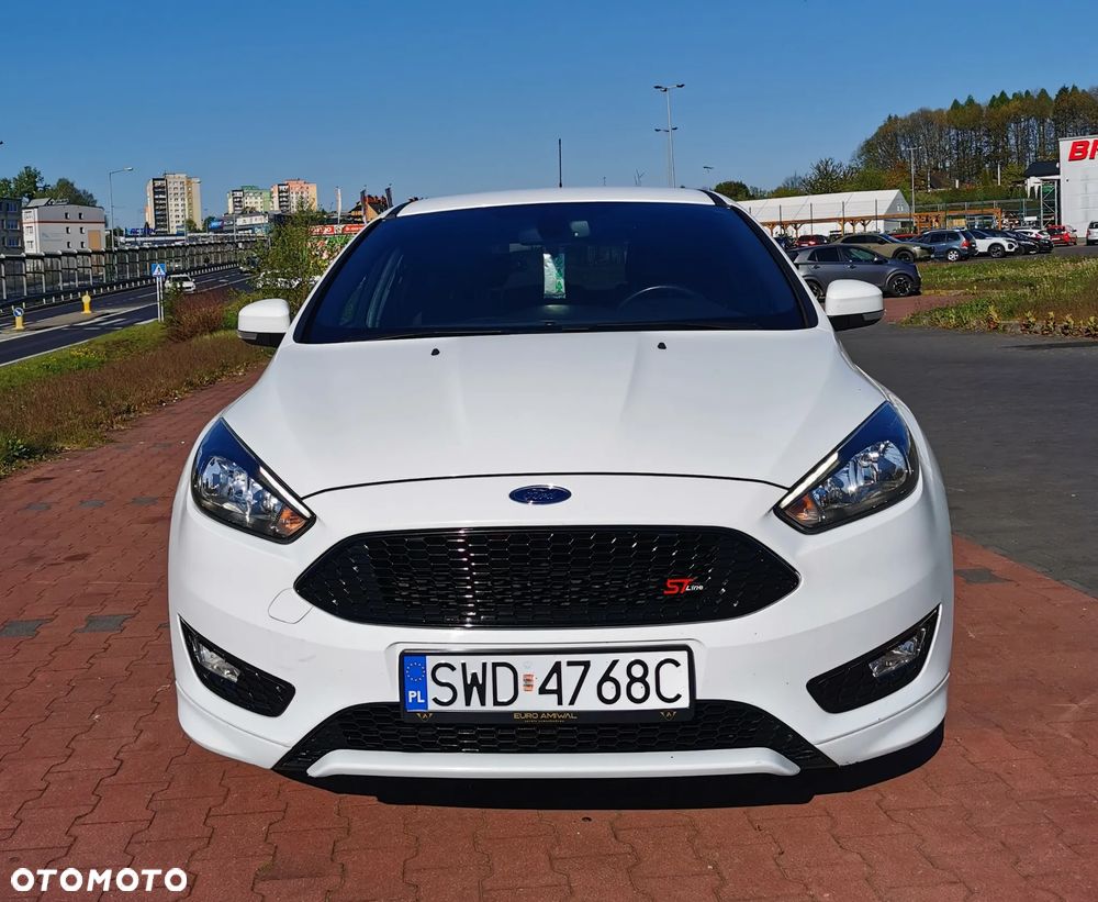 Ford Focus 1.0 EcoBoost Start-Stopp-System ST-LINE - 2