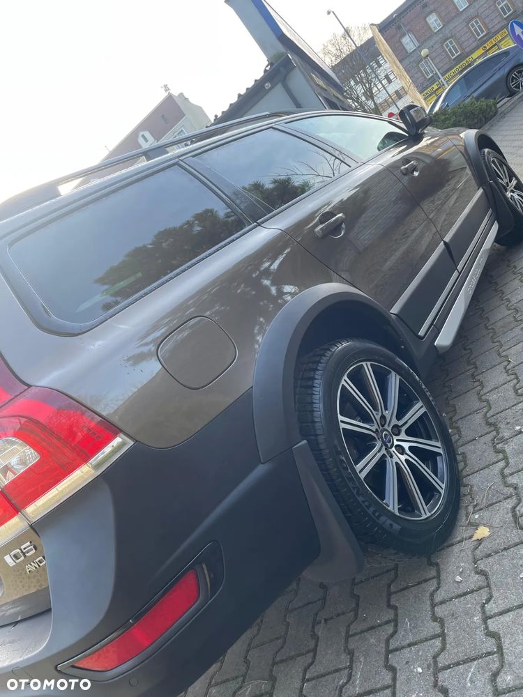 Volvo XC 70 D5 AWD Summum - 16