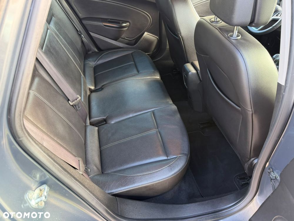 Opel Astra 1.6 D (CDTI) Start/Stop Innovation - 25