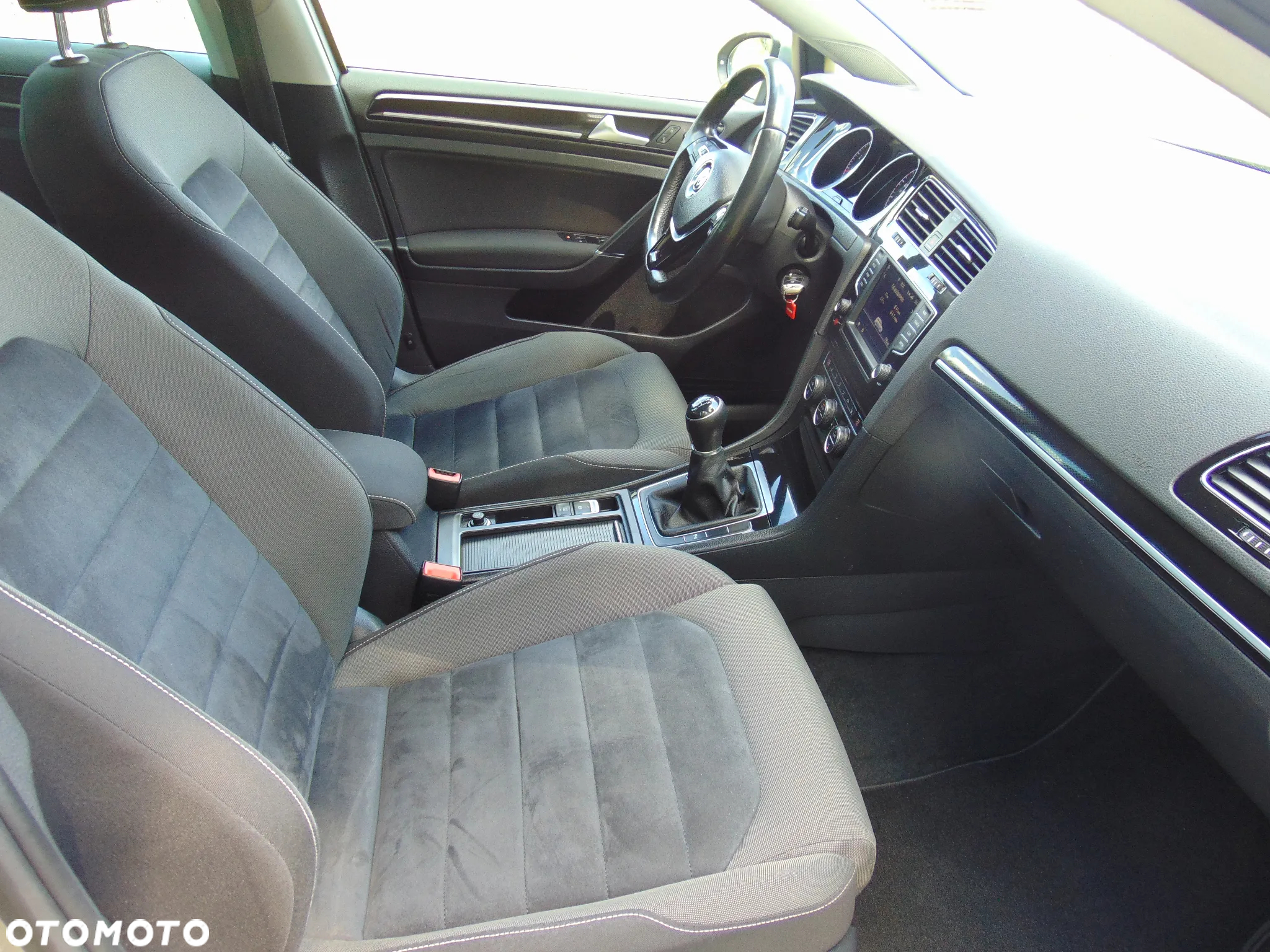 Volkswagen Golf VII 1.4 TSI BMT Highline - 10