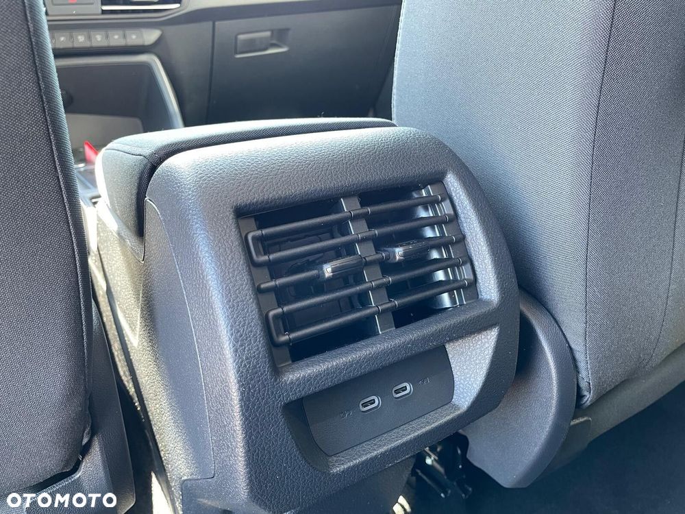 Ford Tourneo Connect - 23