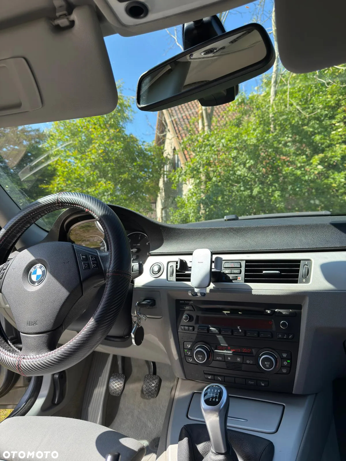 BMW Seria 3 320d - 23