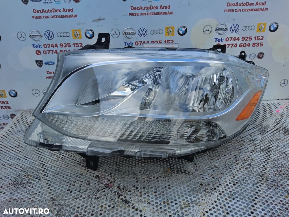 Far Mercedes Sprinter w907 faruri stânga Sprinter w910 cu defect cod a9109060400 - 1
