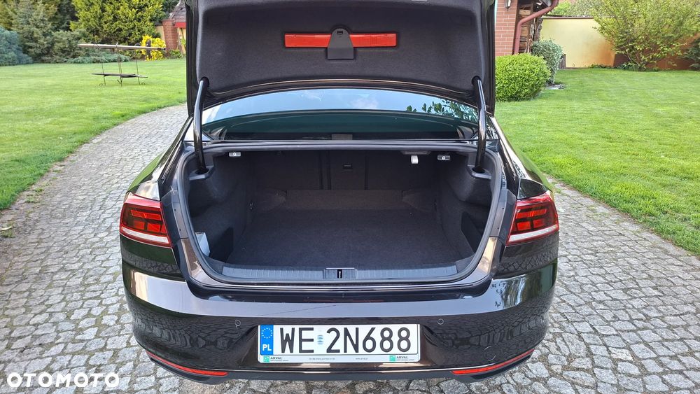 Volkswagen Passat 2.0 TDI EVO Business DSG - 6