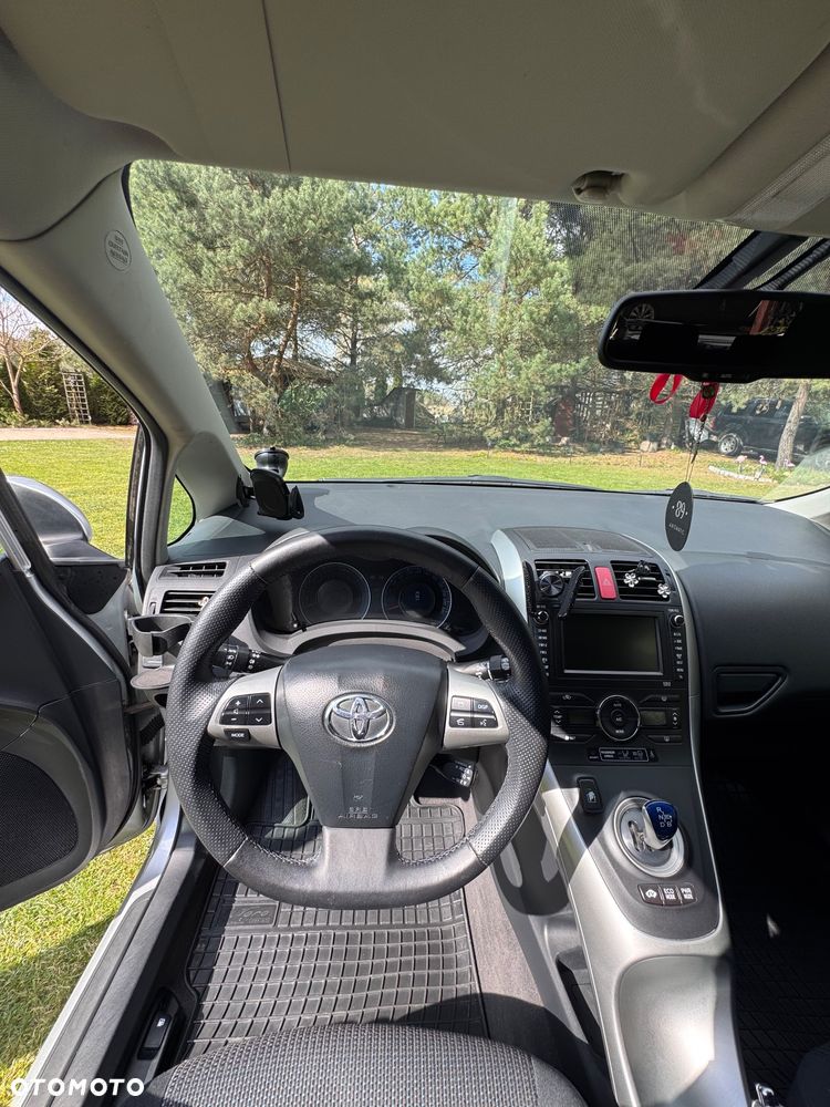 Toyota Auris - 10