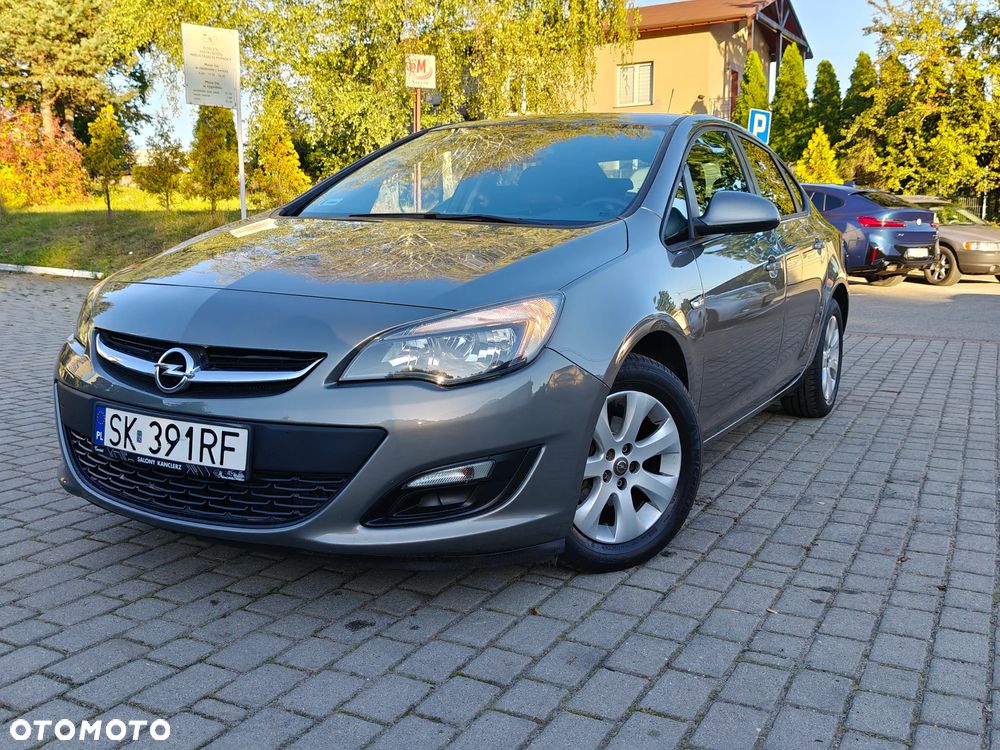 Opel Astra 1.6 Cosmo - 29