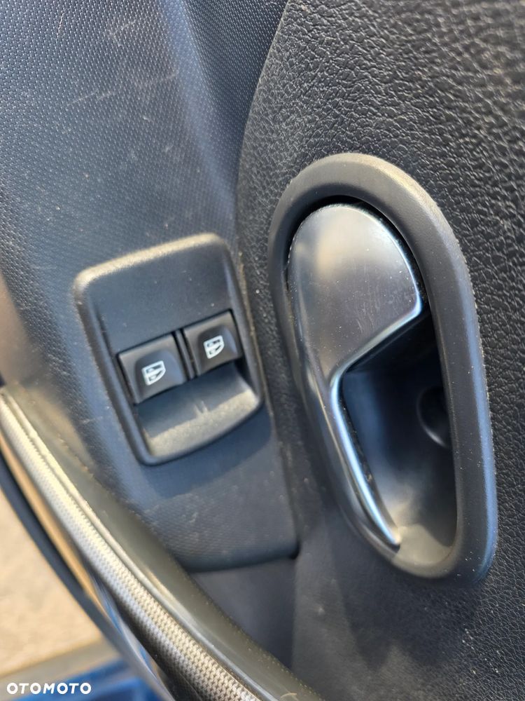 Dacia Logan TCe 90 (S&S) Stepway - 24