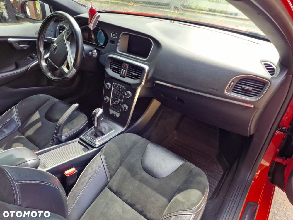 Volvo V40 T3 Drive-E Summum - 26