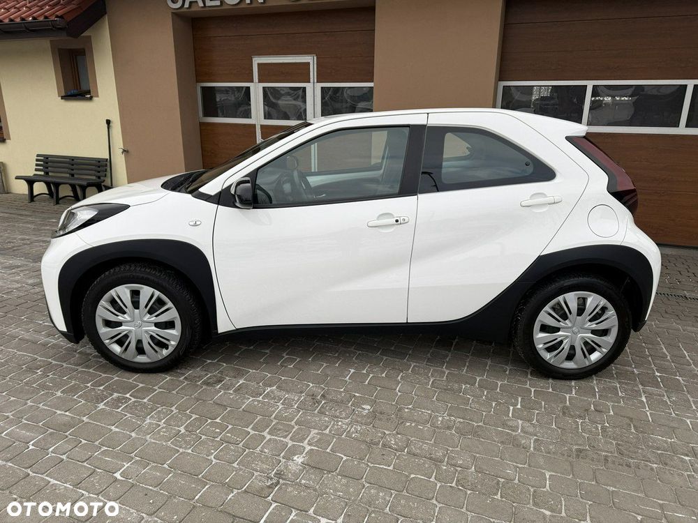 Toyota Aygo X 1.0 VVT-i X-play - 11