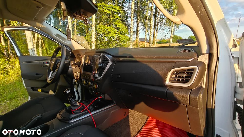 Isuzu D-Max 1.9 DC LS - 9