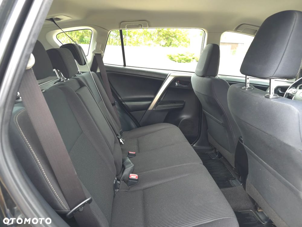Toyota RAV4 2.0 D-4D Premium - 13