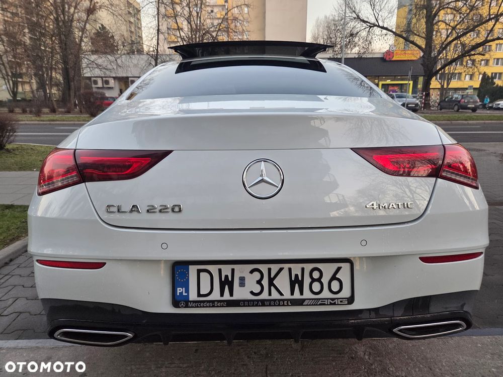 Mercedes-Benz CLA 220 4-Matic AMG Line 7G-DCT - 5