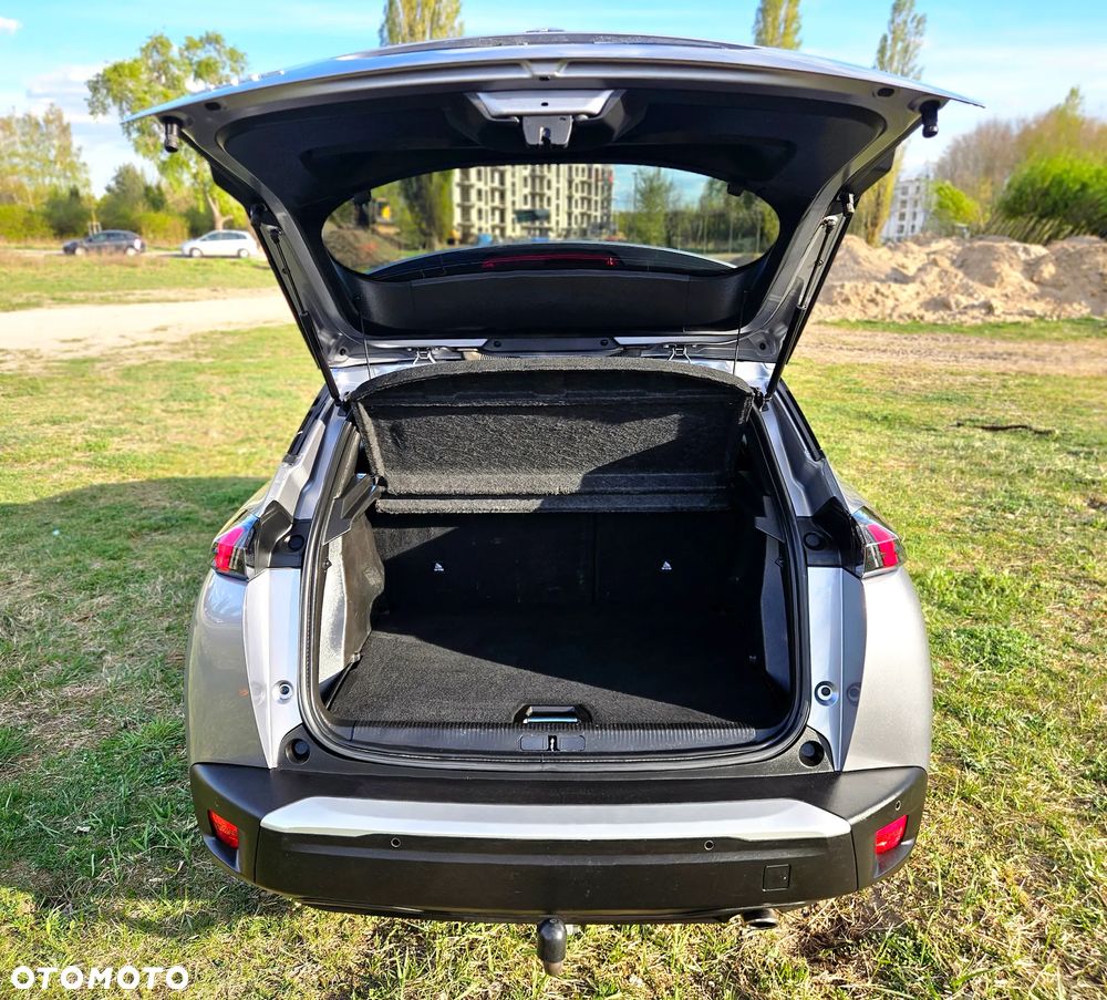 Peugeot 2008 1.5 BlueHDi Allure S&S EAT8 - 21