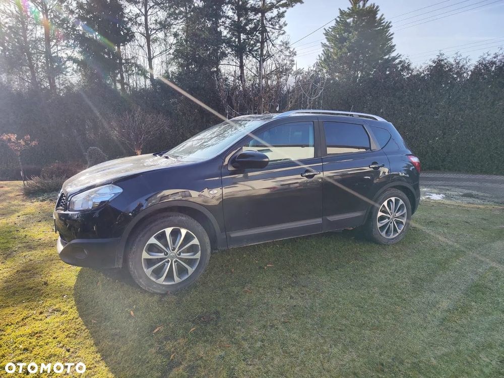 Nissan Qashqai 2.0 dCi DPF tekna - 4