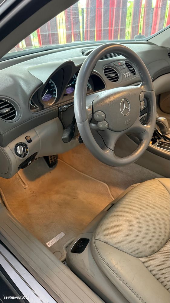 Mercedes-Benz SL 350 Auto - 12