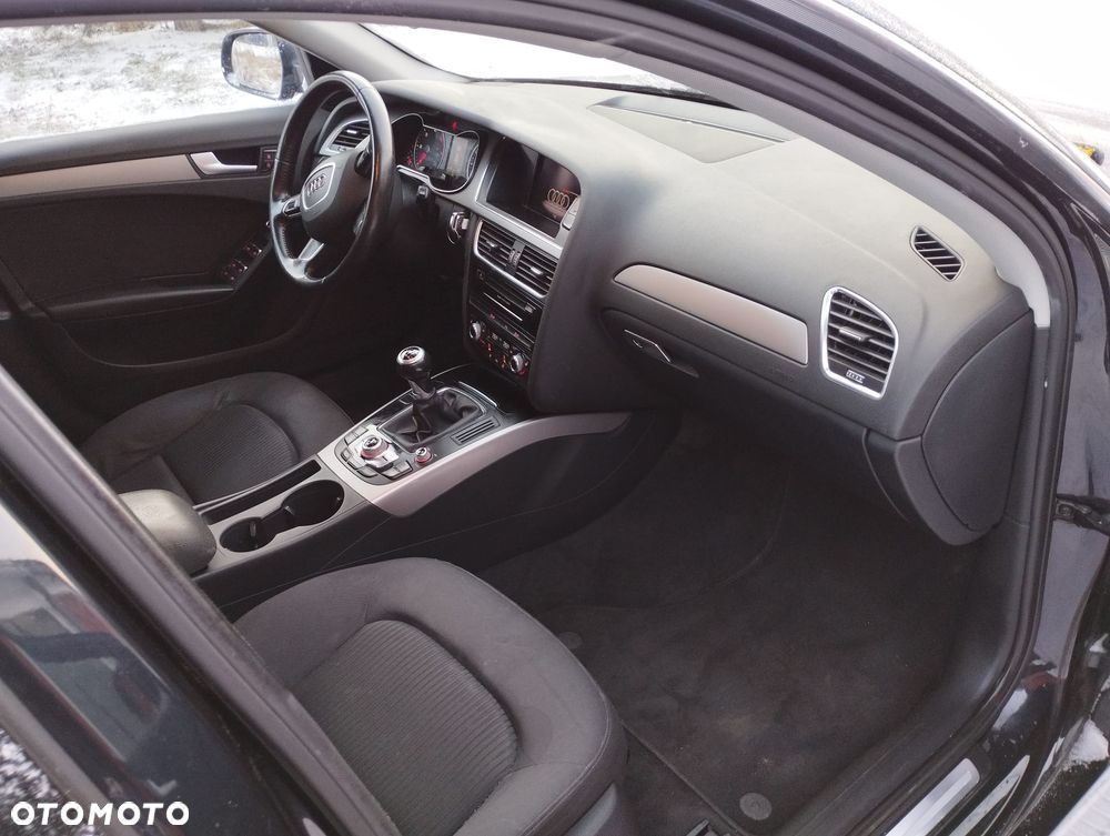 Audi A4 Avant 2.0 TDI e DPF S line Sportpaket - 4