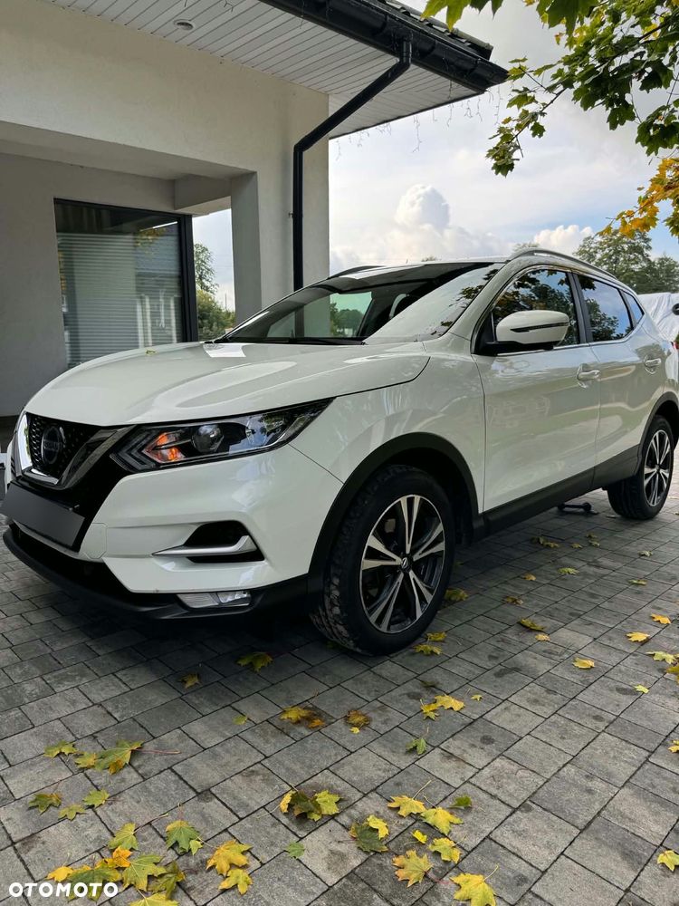 Nissan Qashqai - 2