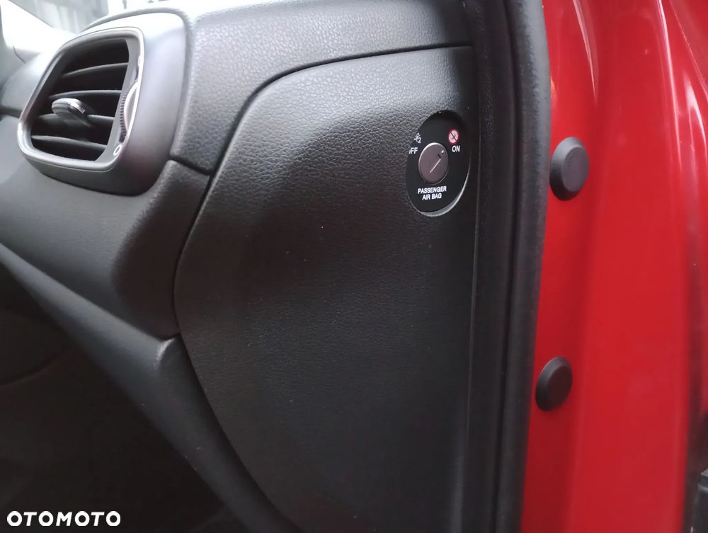 Hyundai i30 1.4 Premiere Comfort - 22