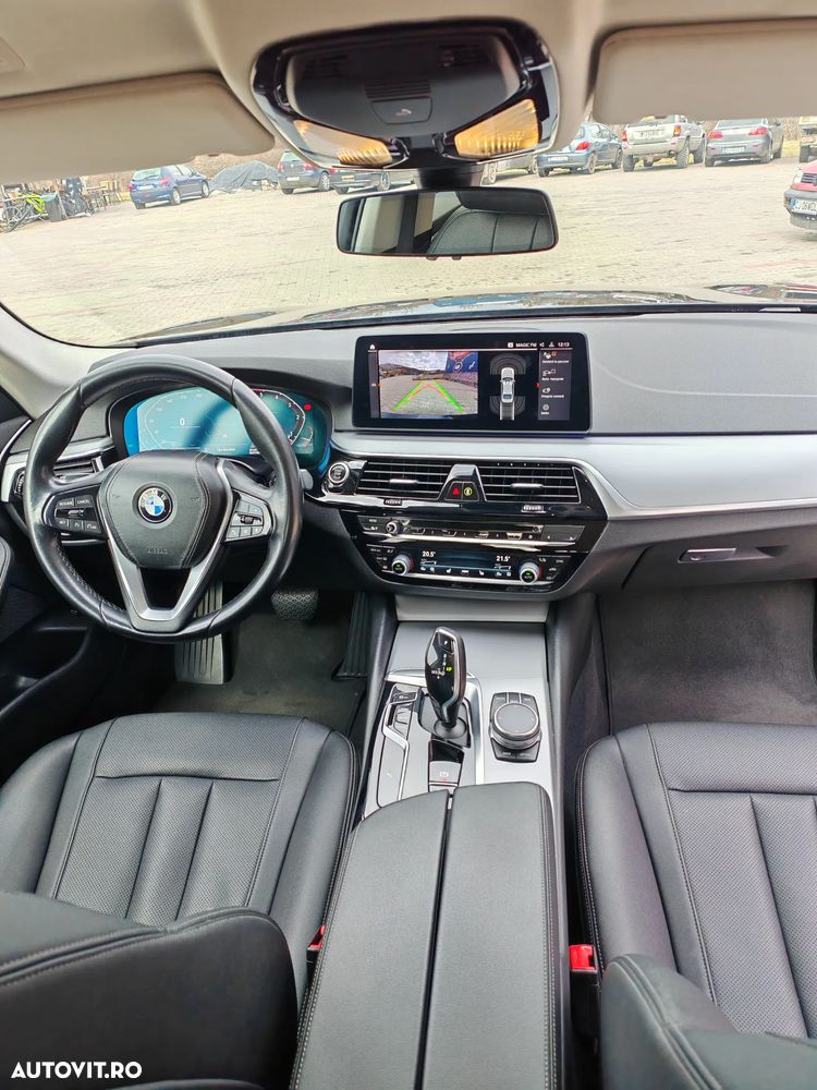 BMW Seria 5 520d Aut. Luxury Line - 18
