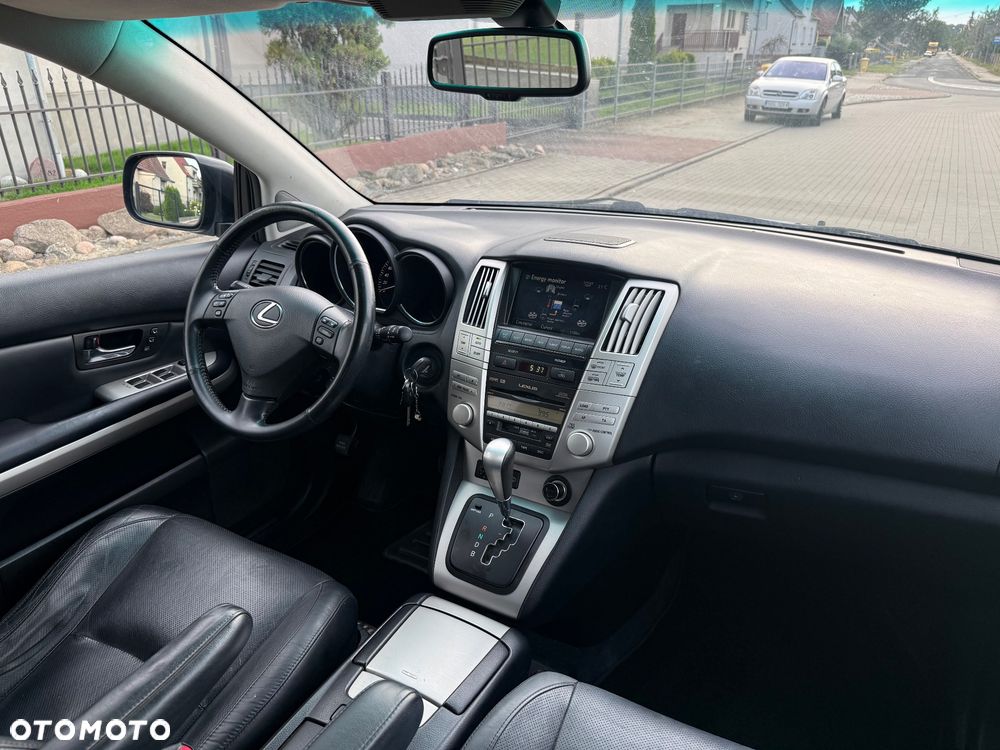 Lexus RX - 16