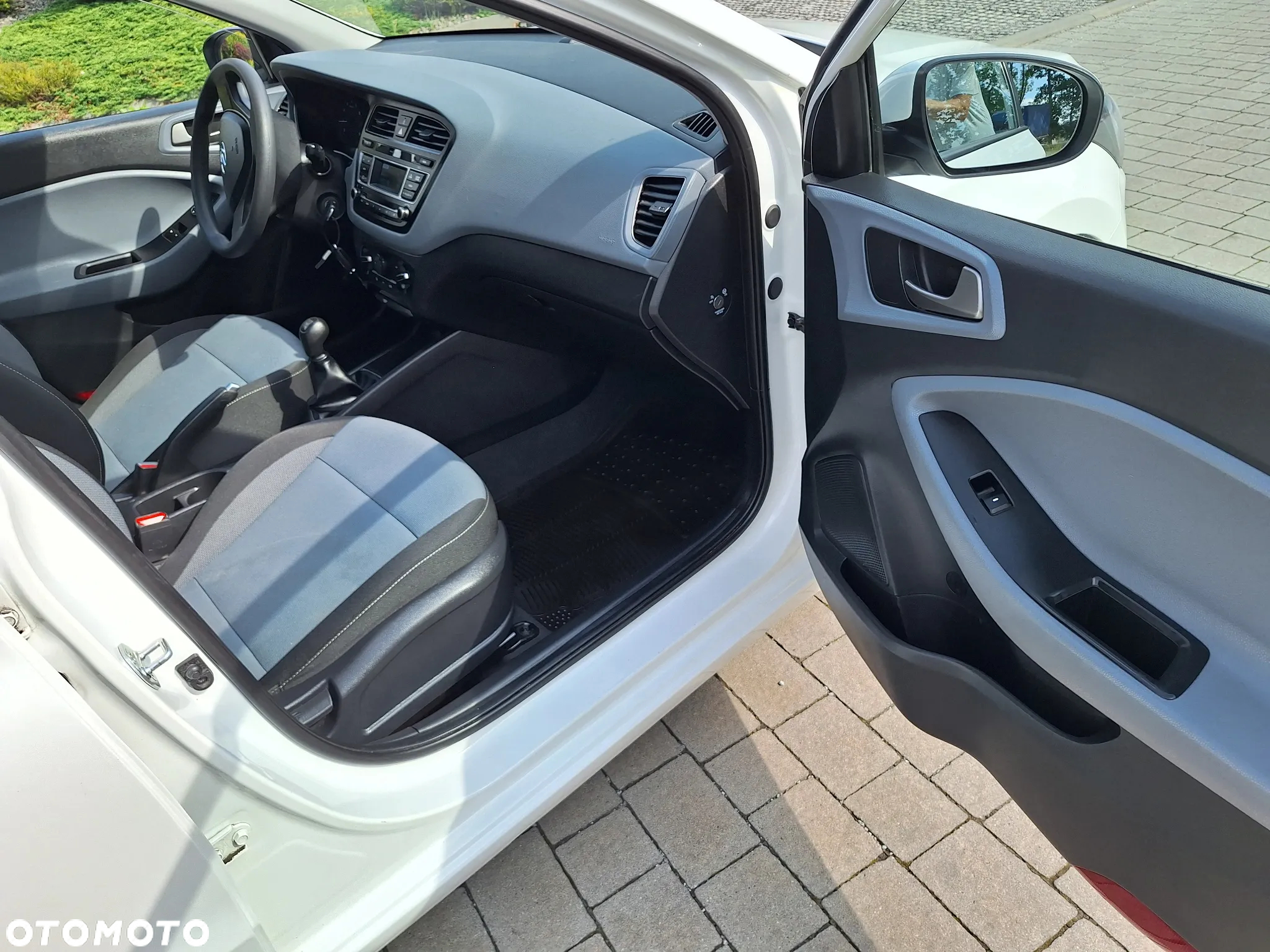 Hyundai i20 1.2 BlueDrive Classic + - 13