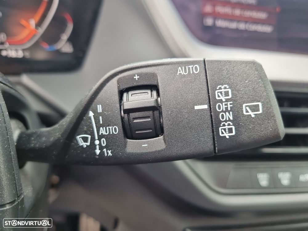 BMW 116 d Pack Desportivo M Auto - 21