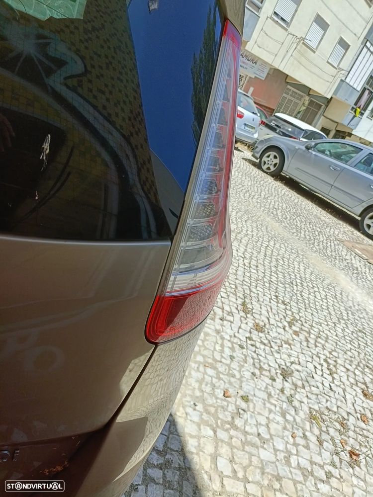 Renault Grand Scénic 1.5 dCi Dynamique S SS - 6