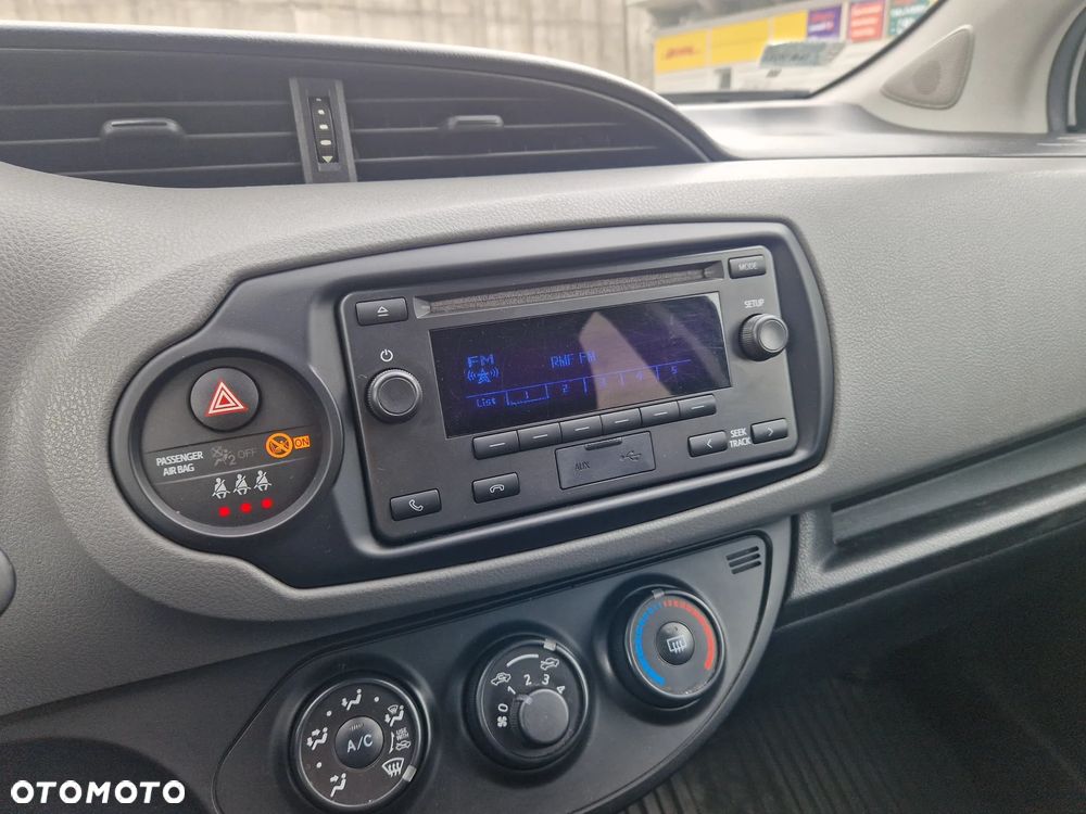 Toyota Yaris 1.5 Active - 16