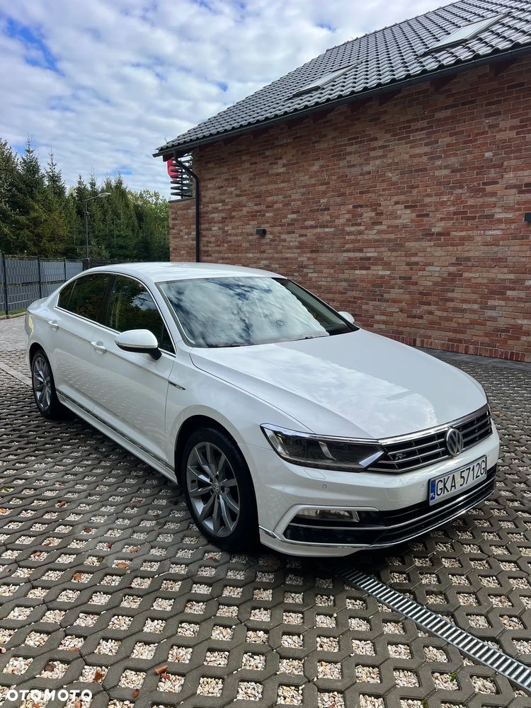 Volkswagen Passat - 2