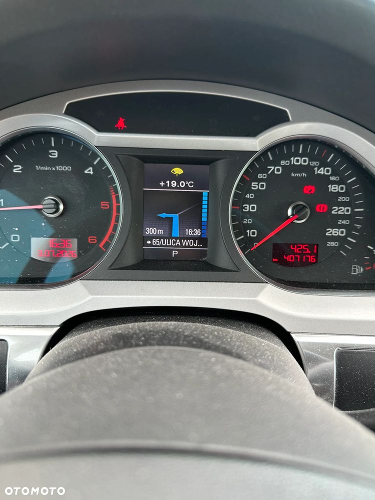 Audi A6 Avant 2.0 TDI DPF multitronic - 25