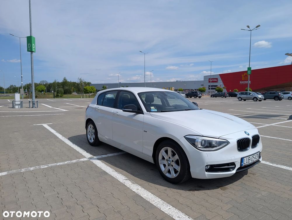 BMW Seria 1 118d Sport Line - 3