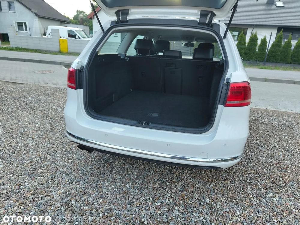 Volkswagen Passat - 21