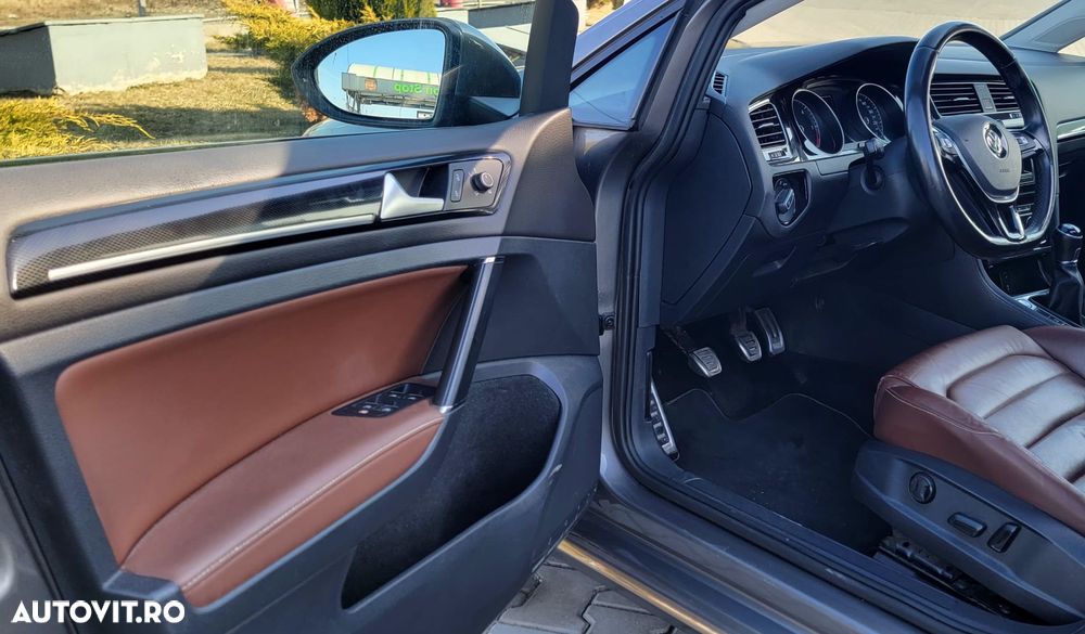 Volkswagen Golf 2.0 TDI 4Motion (BlueMotion Technology) Highline - 32