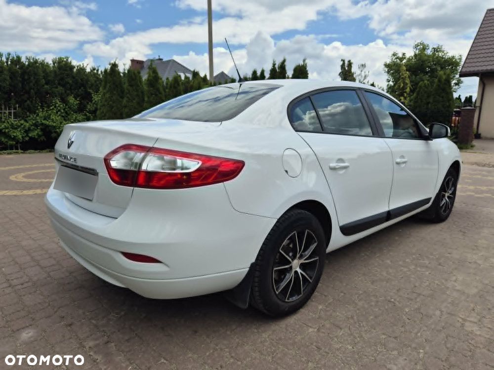 Renault Fluence 1.6 16V Life - 23