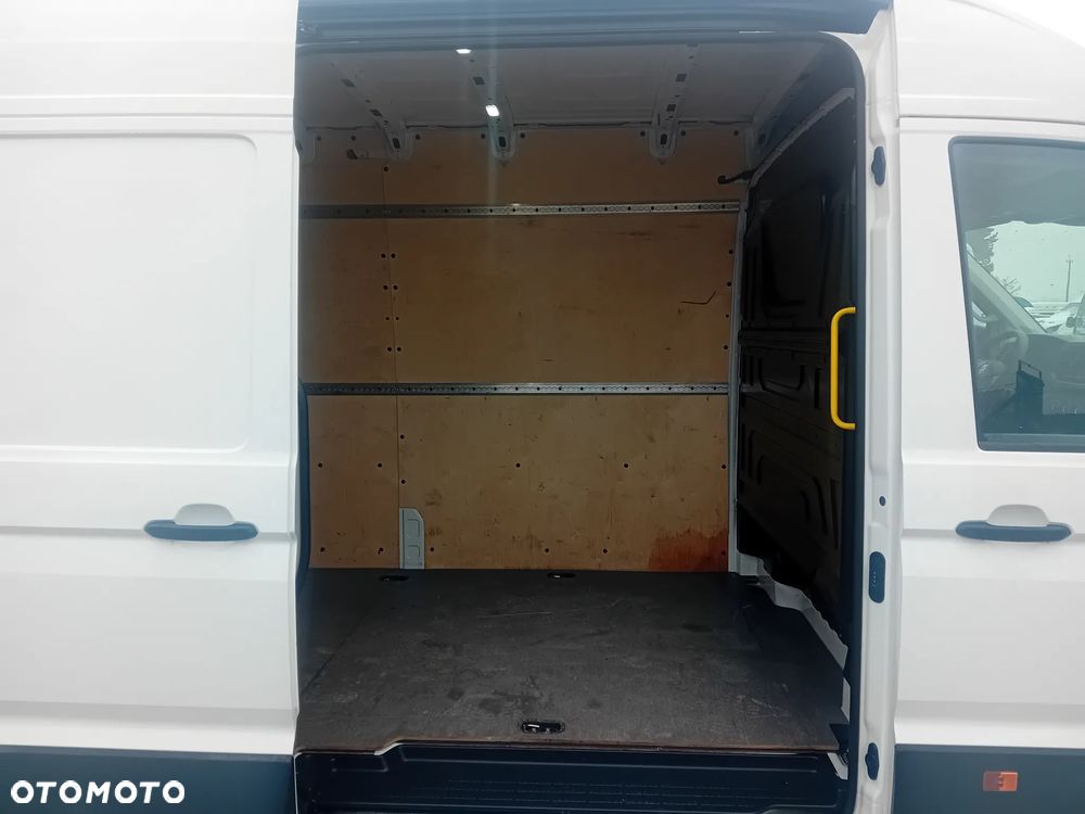 Volkswagen Crafter - 12
