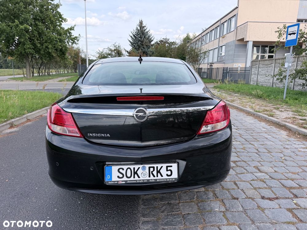 Opel Insignia 1.8 - 6