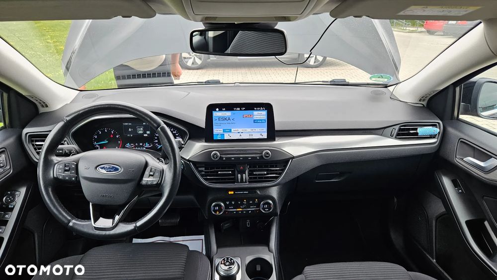 Ford Focus 1.0 EcoBoost Titanium - 10