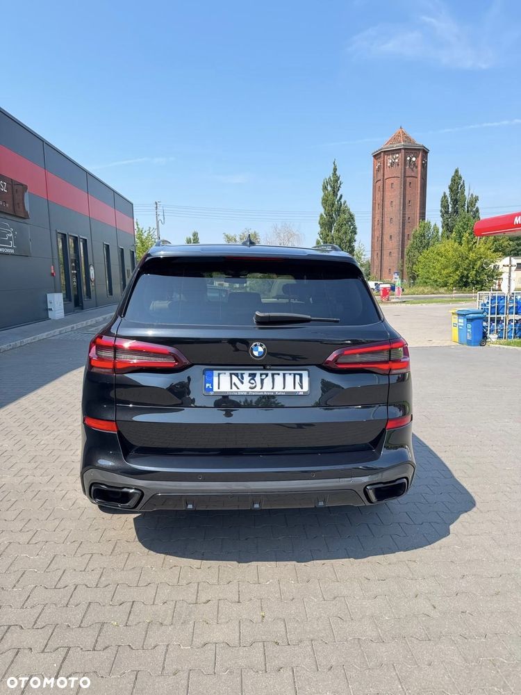 BMW X5 M M50d - 10