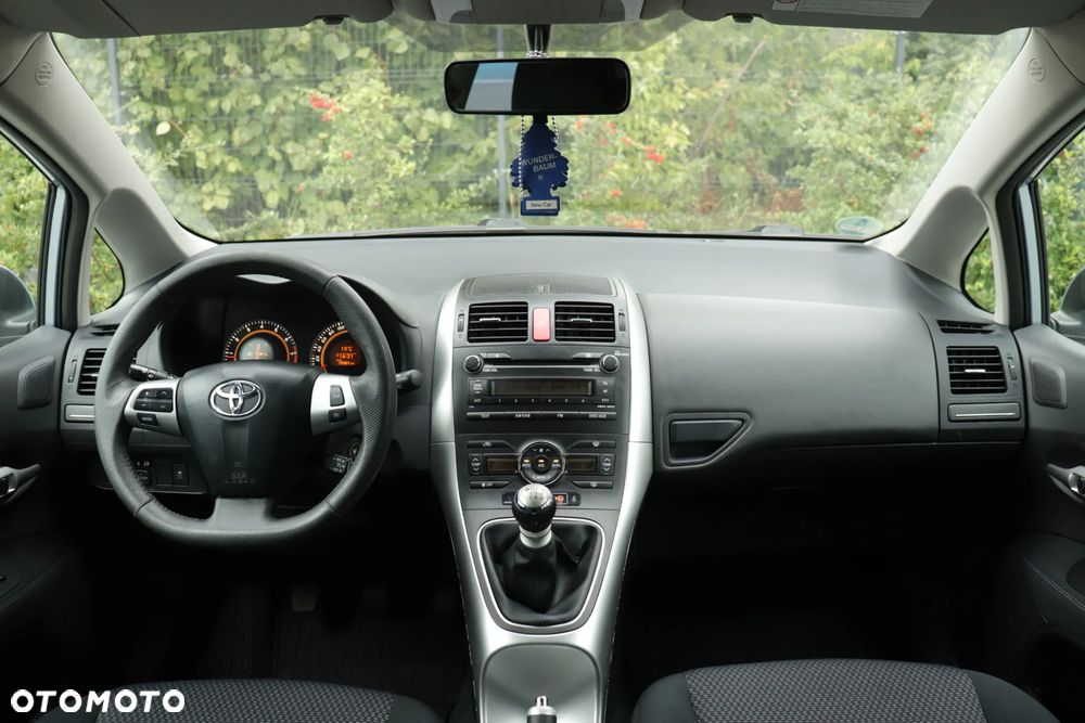 Toyota Auris 1.6 Life+ - 27